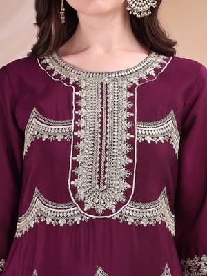 women ethnic regular thread work kurta with trousers with dupatta 4