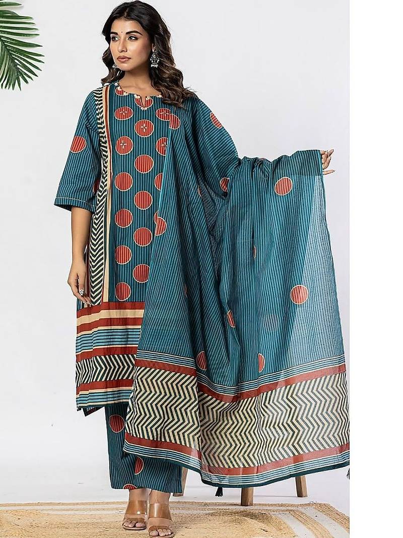 women printed regular thread work  cotton kurta with palazzos & with dupatta