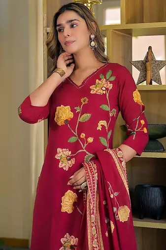 women floral embroidered regular thread work  cotton kurta with palazzos & with dupatta