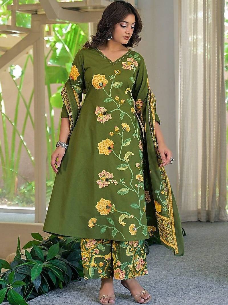 women floral embroidered regular thread work  cotton kurta with palazzos & with dupatta