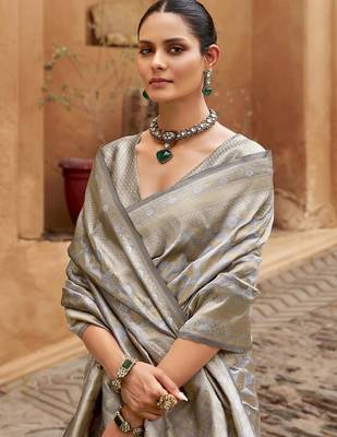 Grey ethnic motifs zari silk blend banarasi saree 3