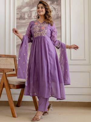 women floral embroidered angrakha thread work chanderi silk kurta with trousers & with dupatta 1