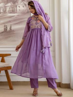 women floral embroidered angrakha thread work chanderi silk kurta with trousers & with dupatta 7