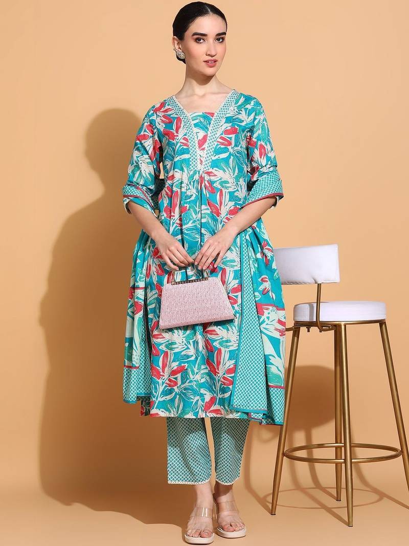 women floral printed  cotton kurta with trousers & with dupatta