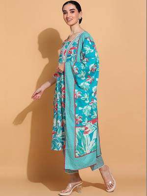 women floral printed  cotton kurta with trousers & with dupatta 5
