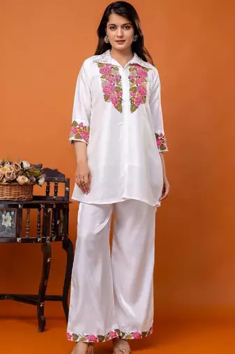 women floral embroidered regular thread work kurta with palazzos