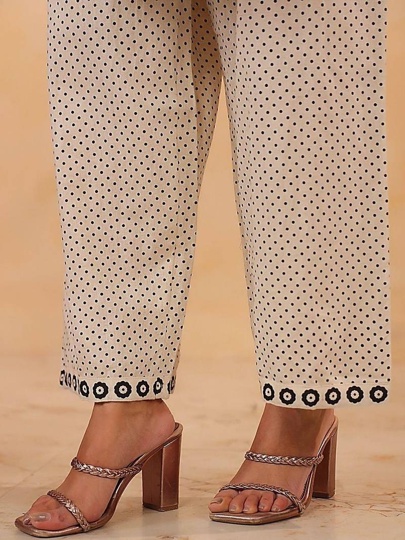 women printed regular  cotton kurta with trousers