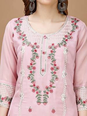 women floral embroidered regular thread work kurta with trousers & with dupatta 2