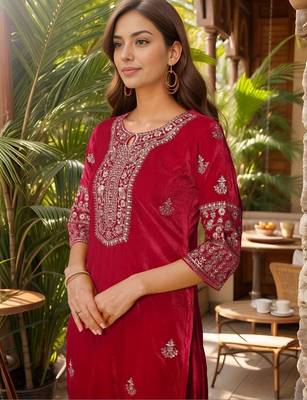 women ethnic motifs embroidered regular thread work velvet kurta with trousers & with dupatta 5