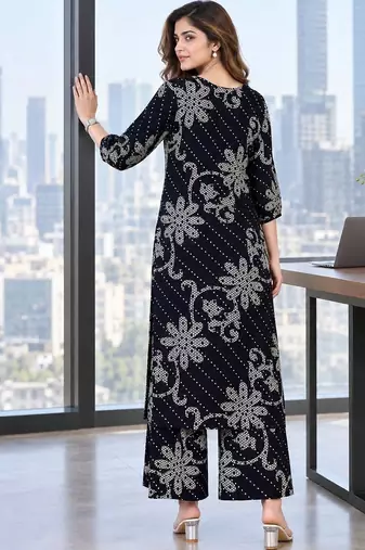 women ethnic motifs printed regular kurta with palazzos