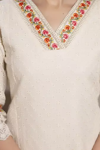 women floral embroidered regular thread work  cotton kurta with trousers & with dupatta