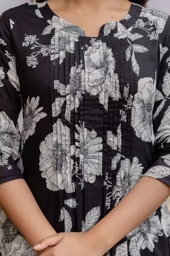 women floral printed pleated  cotton kurta with trousers & with dupatta