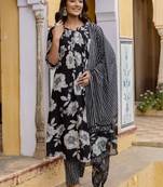 women floral printed pleated  cotton kurta with trousers & with dupatta
