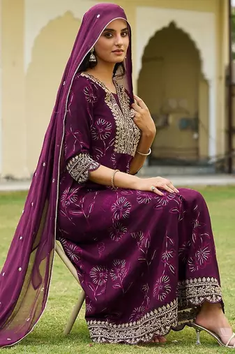 women ethnic motifs printed regular mirror work kurta with trousers & with dupatta