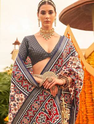 Cream ethnic motifs printed designer patola saree 3