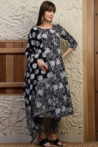 women floral printed  cotton a-line kurta with trouser & dupatta
