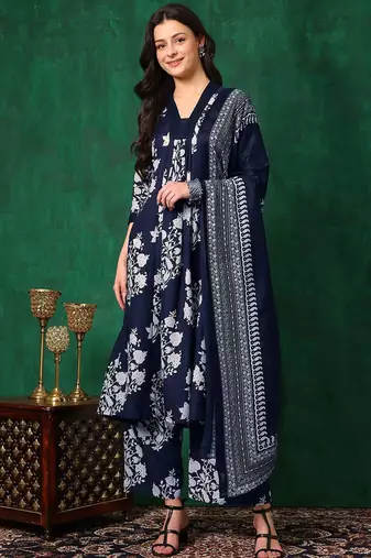women floral printed & embroidered sequinned kurta with trousers & dupatta