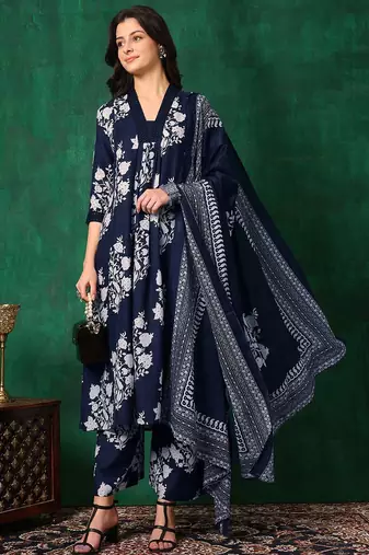 women floral printed & embroidered sequinned kurta with trousers & dupatta