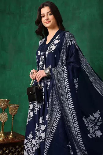 women floral printed & embroidered sequinned kurta with trousers & dupatta