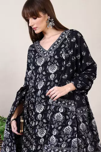 women ethnic motifs printed a-line kurta with trouser & dupatta