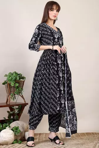 women ethnic motifs printed a-line kurta with trouser & dupatta
