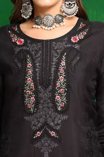 women floral embroidered kurta with trousers & dupatta