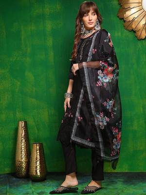 women floral embroidered kurta with trousers & dupatta 1
