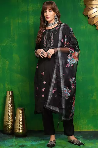 women floral embroidered kurta with trousers & dupatta