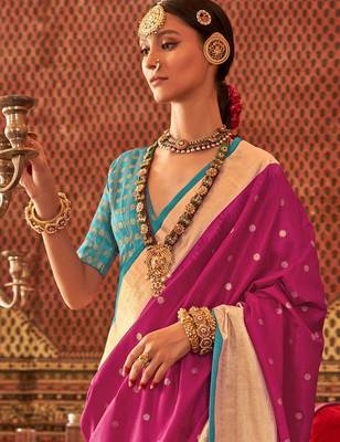 Pink woven design zari silk blend banarasi saree 3