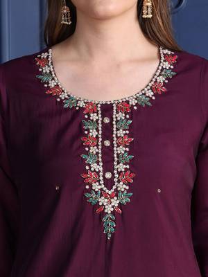 embroidered thread work chanderi cotton kurta with trousers & dupatta 2