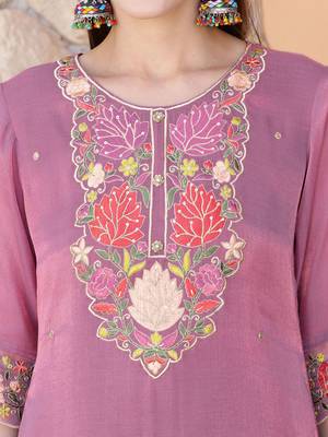 women floral embroidered kurta with trousers & dupatta 2
