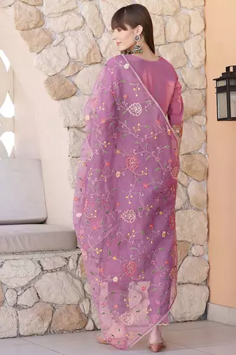 women floral embroidered kurta with trousers & dupatta