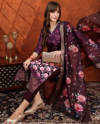 women floral printed kurta with trousers & dupatta 6
