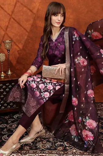 women floral printed kurta with trousers & dupatta