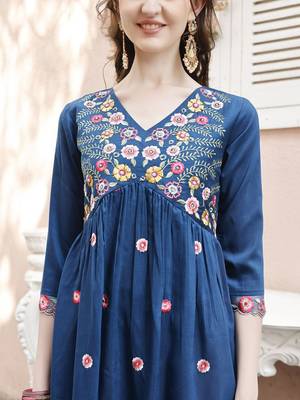 embroidered thread work  silk a-line kurta with trousers & dupatta 2