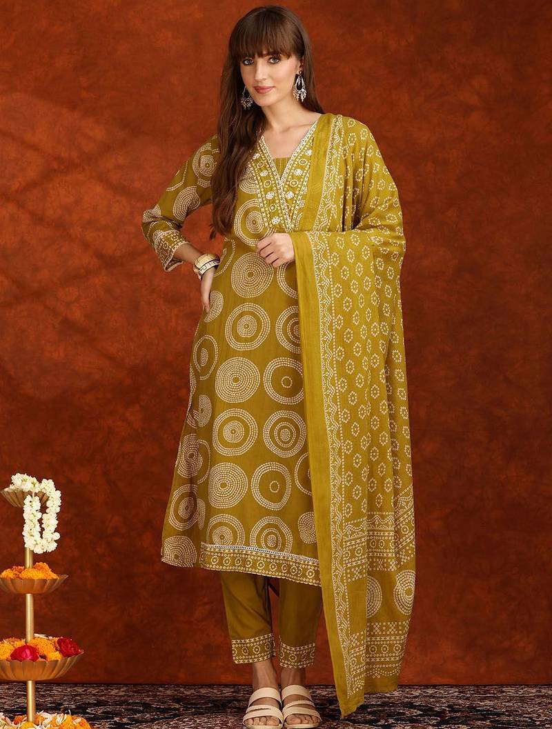 bandhani printed thread work v-neck  cotton kurta with trousers & dupatta