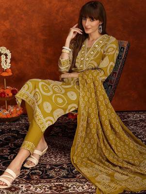 bandhani printed thread work v-neck  cotton kurta with trousers & dupatta 6