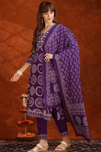 bandhani printed thread work v-neck  cotton kurta with trousers & dupatta