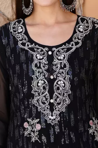 floral embroidered sequinned organza straight kurta with trousers & dupatta
