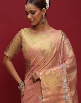 Peach woven design zari banarasi saree with matching blouse 2