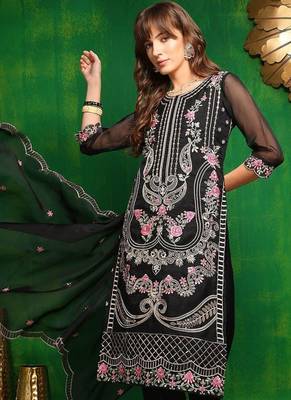 women ethnic motifs embroidered regular thread work kurta with trousers & with dupatta 7