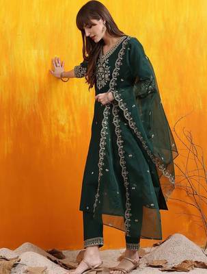 floral embroidered v-neck chanderi cotton straight kurta with trousers & dupatta 4