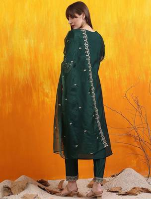 floral embroidered v-neck chanderi cotton straight kurta with trousers & dupatta 5