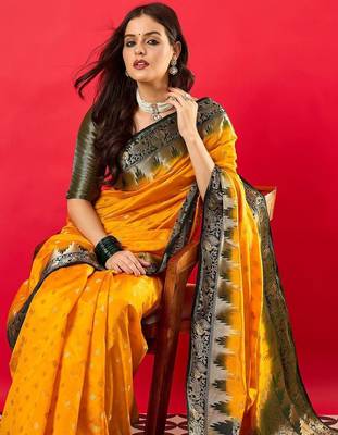 Yellow woven design zari banarasi saree 4