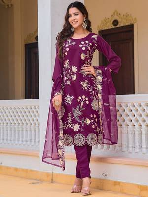 floral embroidered regular chanderi cotton kurta with trousers with dupatta 1