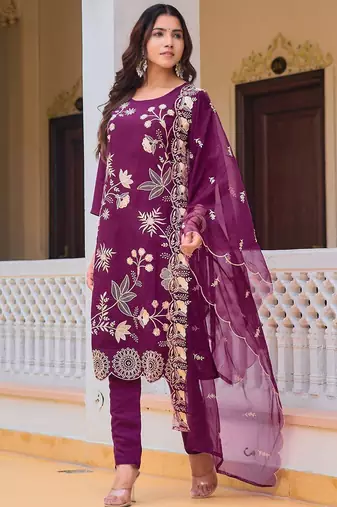 floral embroidered regular chanderi cotton kurta with trousers with dupatta