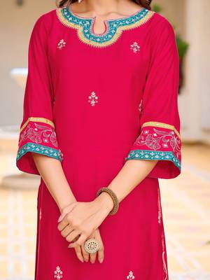 floral embroidered mirror work chanderi cotton kurta & trousers & dupatta 2
