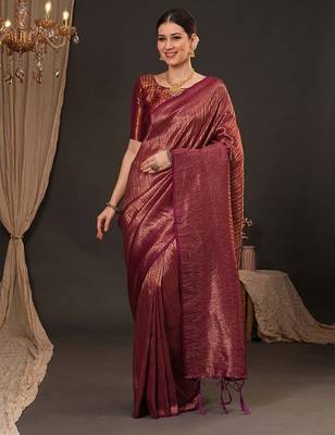 Maroon woven design zari silk blend kanjeevaram saree 2