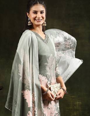 floral printed regular  silk straight kurta with trousers & dupatta 2