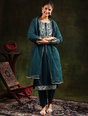 embroidered thread work chanderi cotton kurta with trousers & dupatta 1